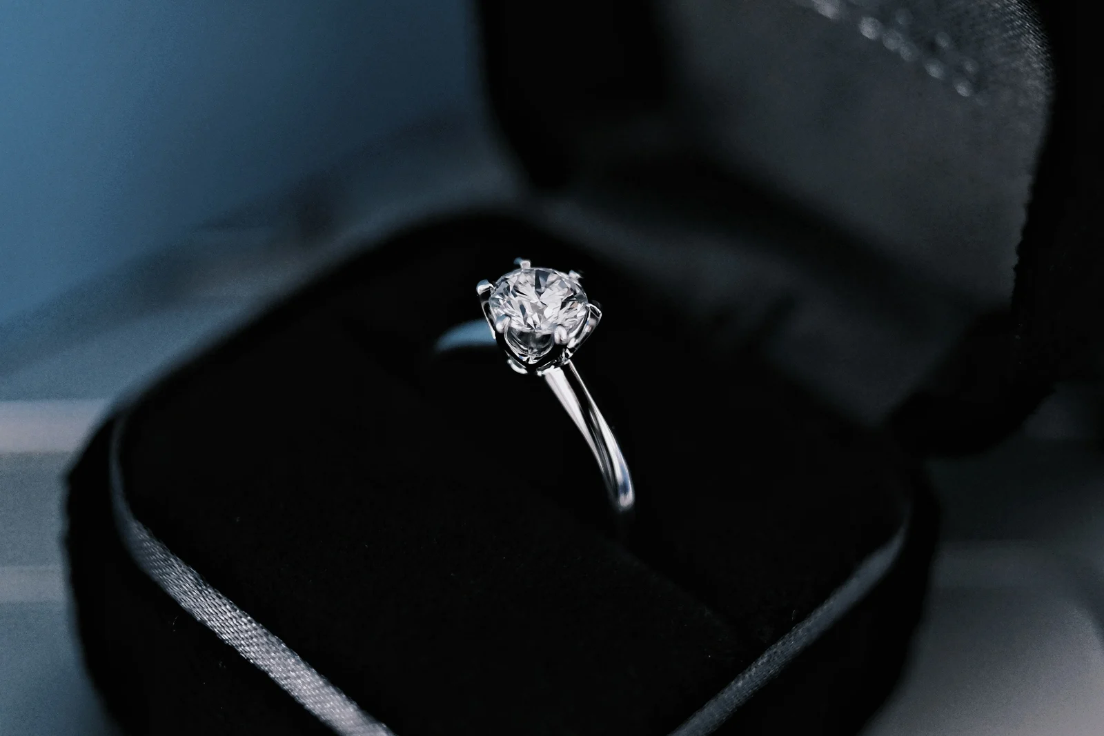 Aurora Solitaire Ring by Aurelle Joaillerie